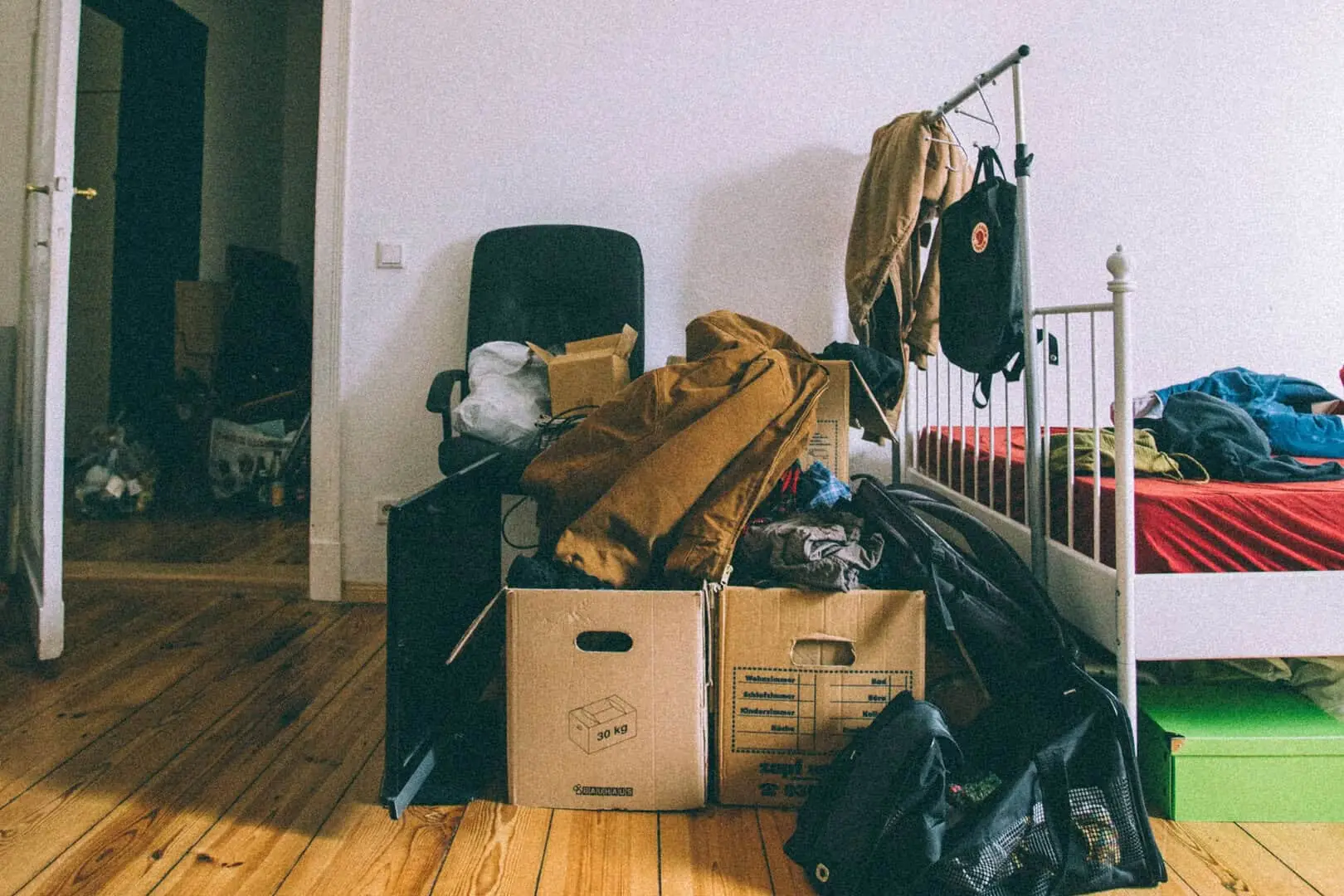Tips for Decluttering Before Moving House